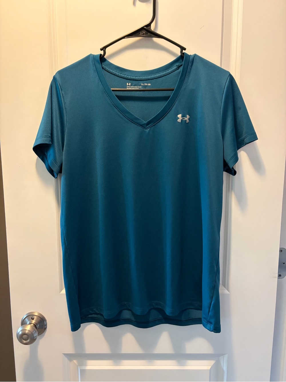 Under Armour Women’s Teal V‑Neck Performance Tee - Solid Teal